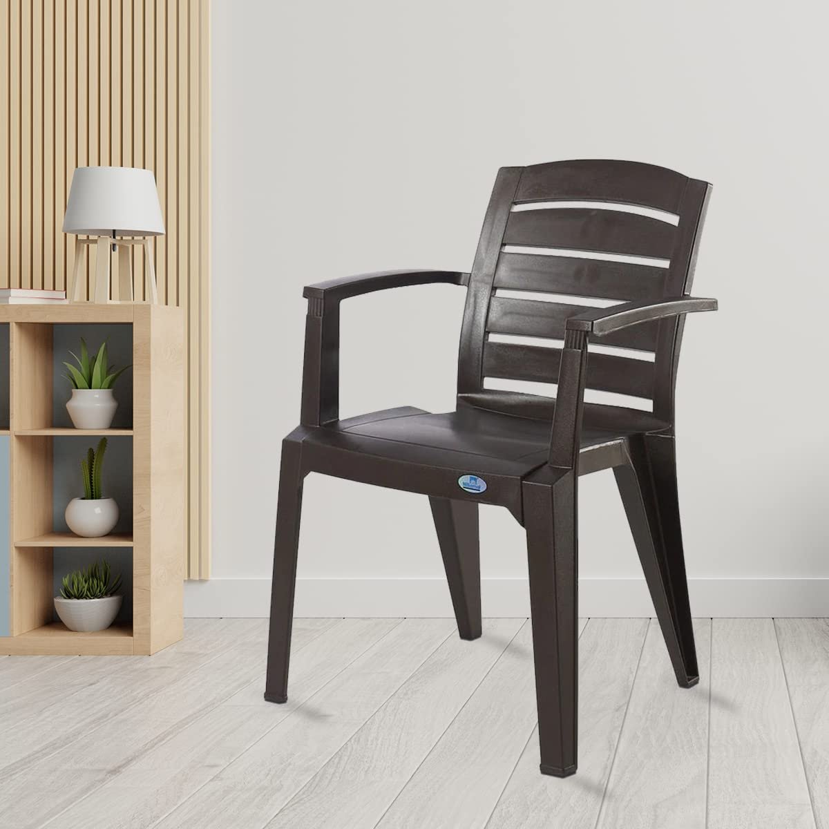 chaise-de-jardin-en-plastique-maronne-nilkamal-2145