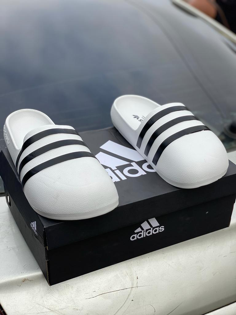 babouche-homme-adidas