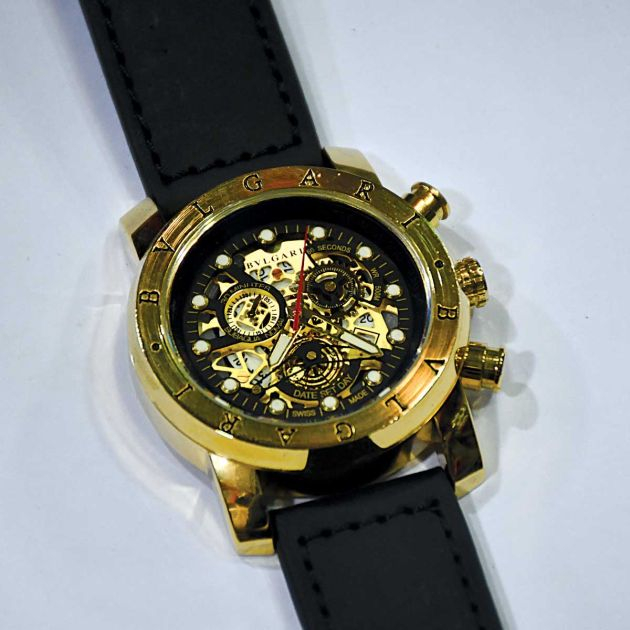 montre-de-marque-casio-mr-g---en-simili-cuir---couleur-noir-dans-son-boitier