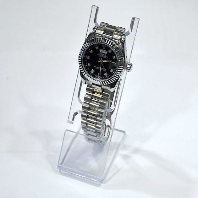 montre-en-acier-inoxydable-de-marque-rolex-argent-pour-femme-dans-son-boitier