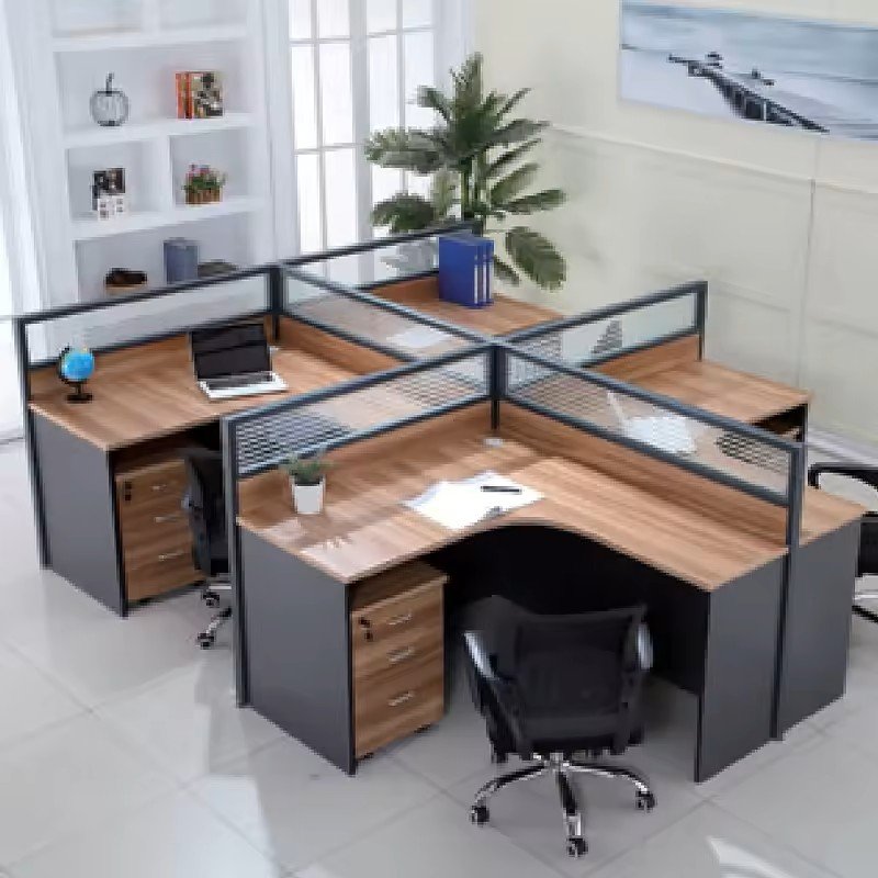workstation-4-places-en-forme-l-–-jj240203