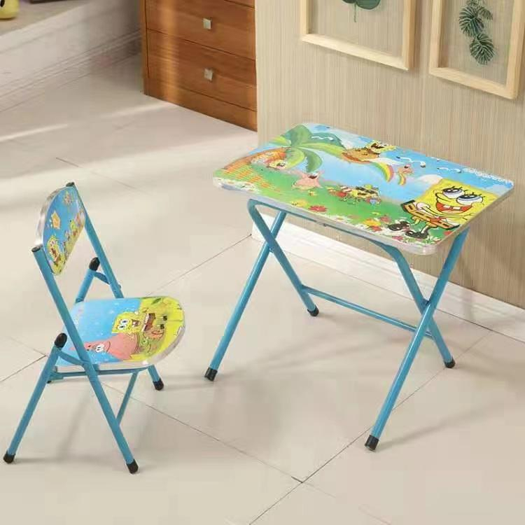 table-d'étude-et-chaise-pour-enfants-motifs-bob-l'eponge