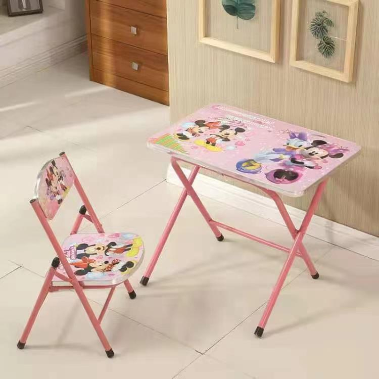 table-d'étude-et-chaise-pour-enfants-motifs-mikey